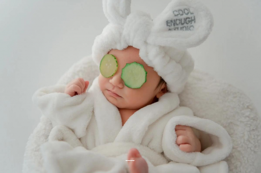 中国澳门宝宝为什么老是吐奶